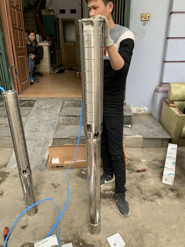 Bơm chìm giếng khoan (bơm hỏa tiễn) chính hãng tại kho Trung Kiên