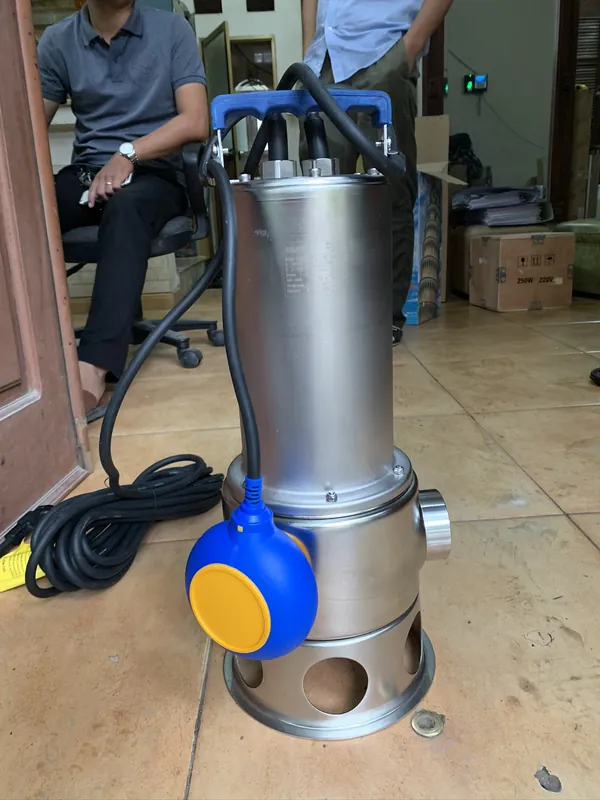 Bơm chìm nước thải inox Perotac cho trạm dệt nhuộm