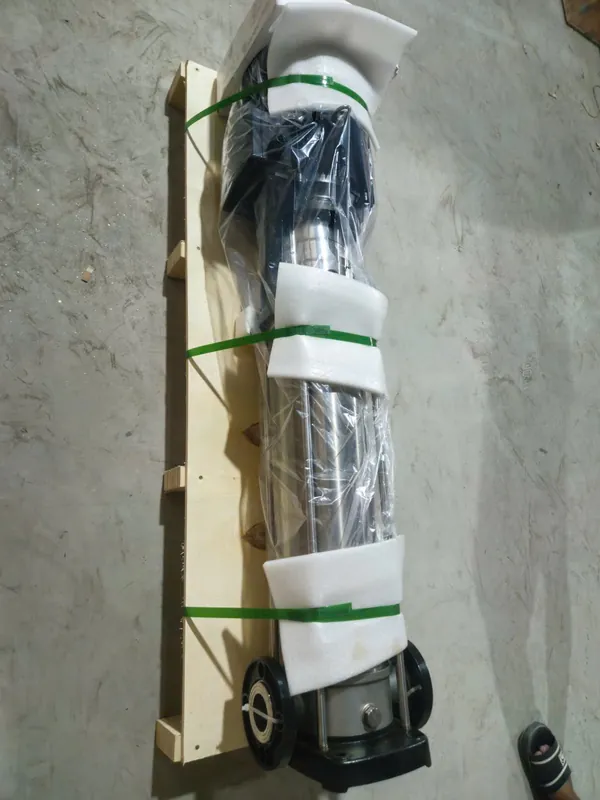 Bơm ly tâm trục đứng đa tầng cánh tại kho Trung Kiên