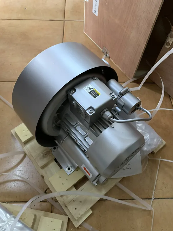 Máy thổi khí con sò chính hãng tại kho Trung Kiên