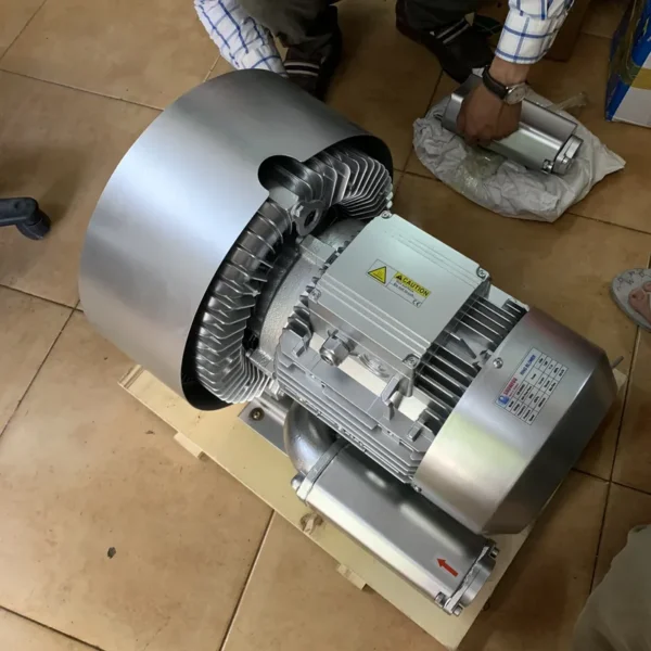 Máy thổi khí con sò chính hãng tại kho Trung Kiên
