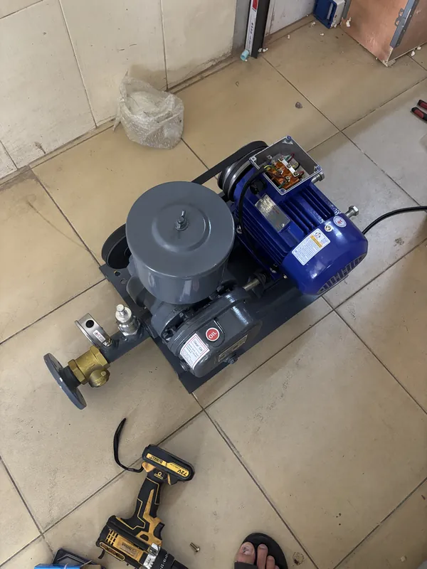 Máy thổi khí sẵn kho giao nhanh - Trung Kiên
