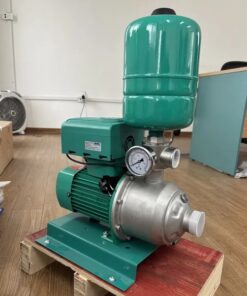 Bơm tăng áp biến tần PEROTAC MHI nhìn từ phía đồng hồ áp và bộ điều khiển